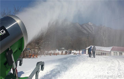 冰雪產(chǎn)業(yè)給造雪機(jī)廠家?guī)?lái)了發(fā)展